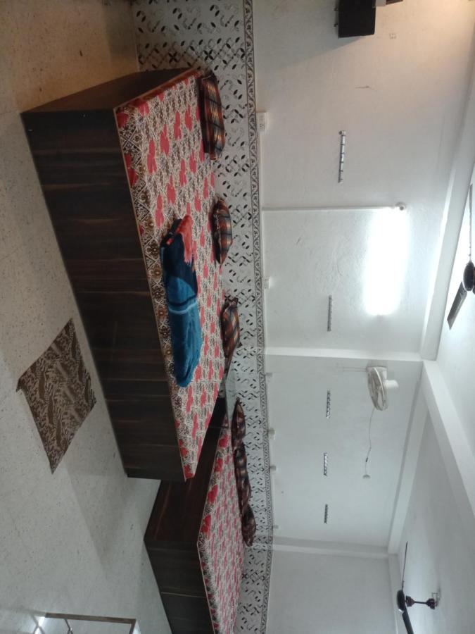 Chinta Haran Rest House Deoghar Bagian luar foto