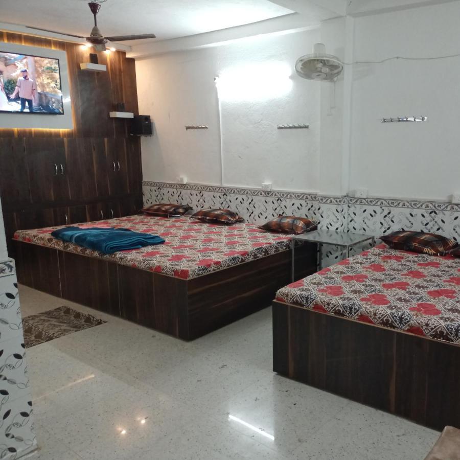 Chinta Haran Rest House Deoghar Bagian luar foto
