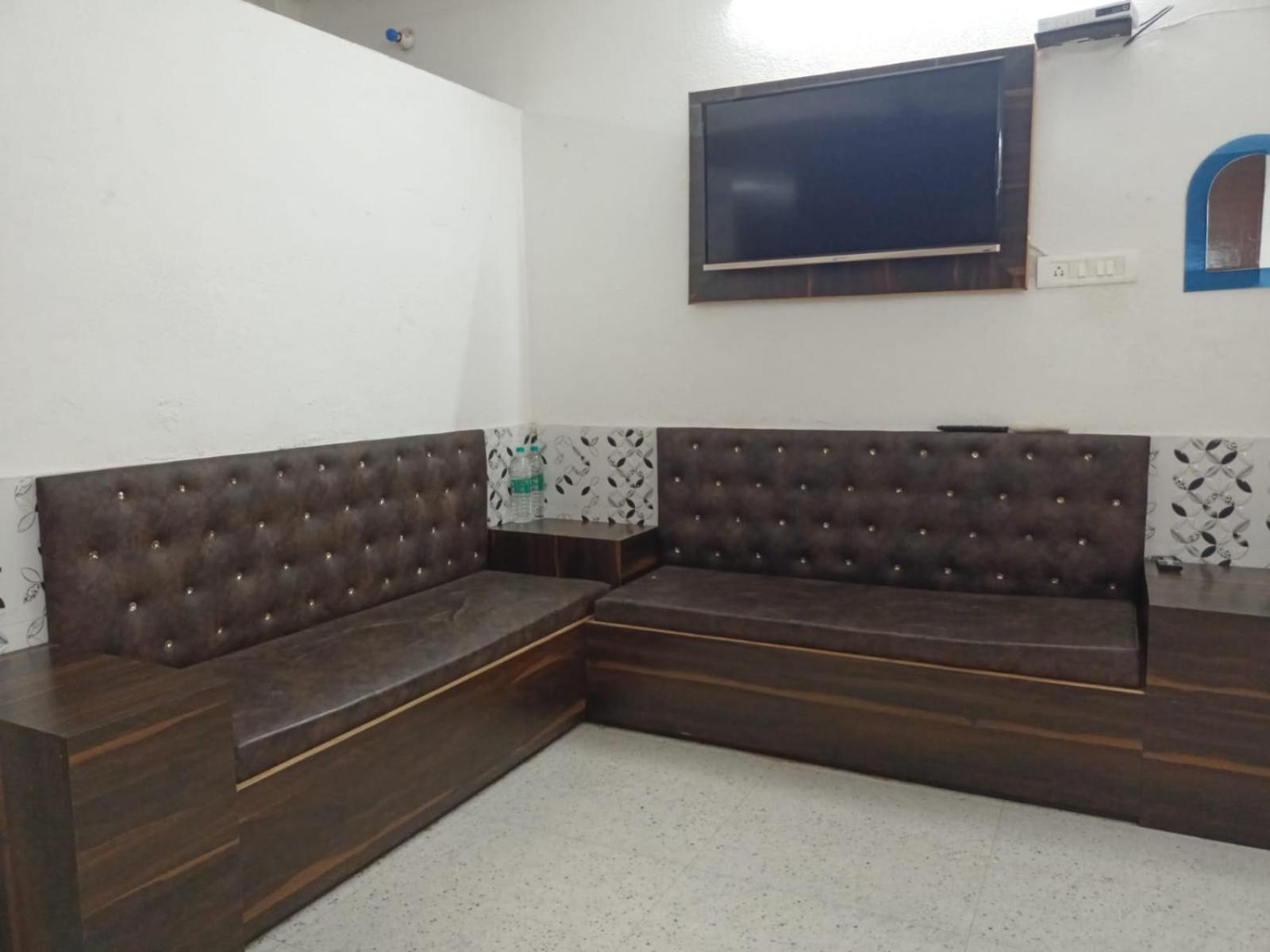 Chinta Haran Rest House Deoghar Ruang foto