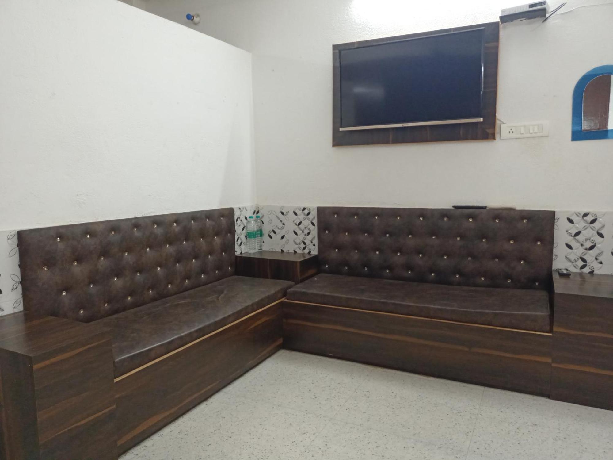 Chinta Haran Rest House Deoghar Ruang foto